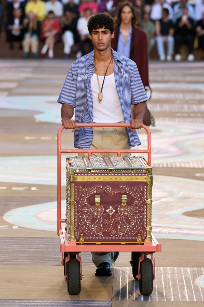 00015-louis-vuitton-spring-2026-menswear-credit-gorunway