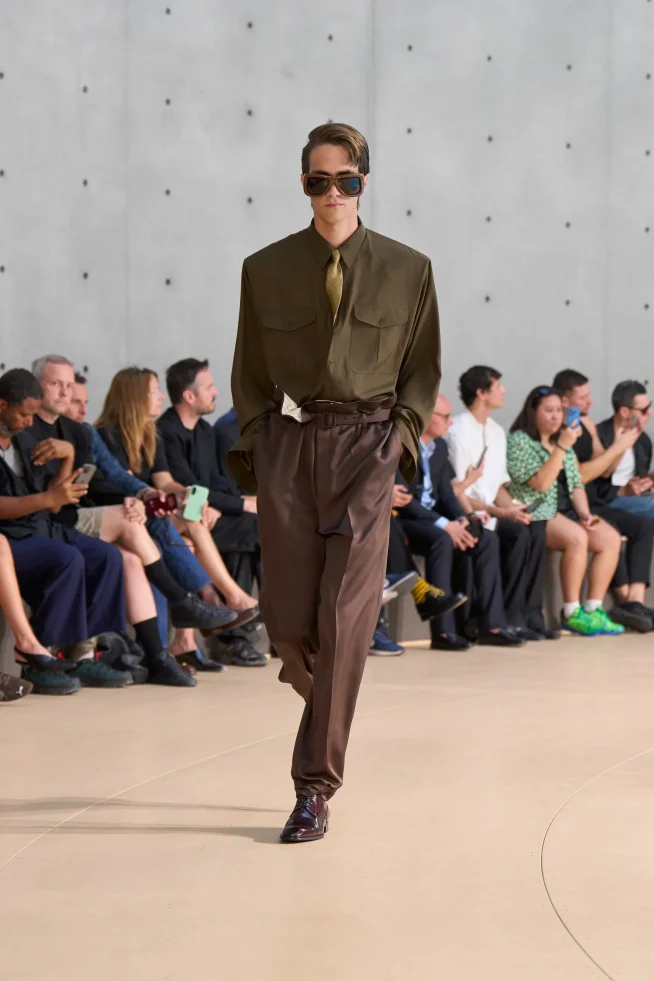 00016-saint-laurent-spring-2026-menswear-credit-gorunway