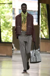 00017-hermes-spring-2026-menswear-credit-gorunway