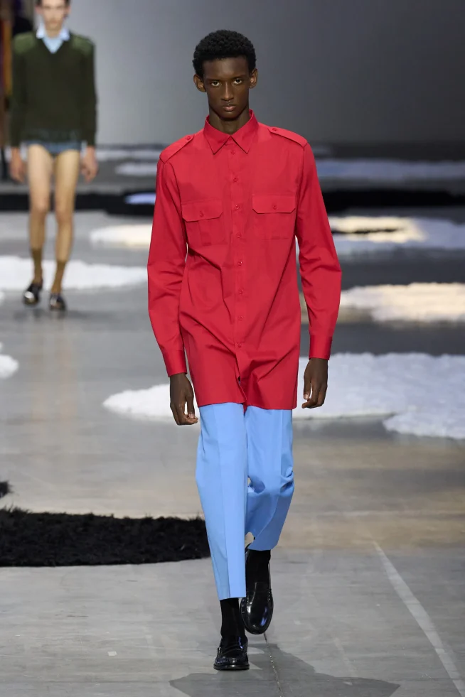 00017-prada-spring-2026-menswear-credit-gorunway
