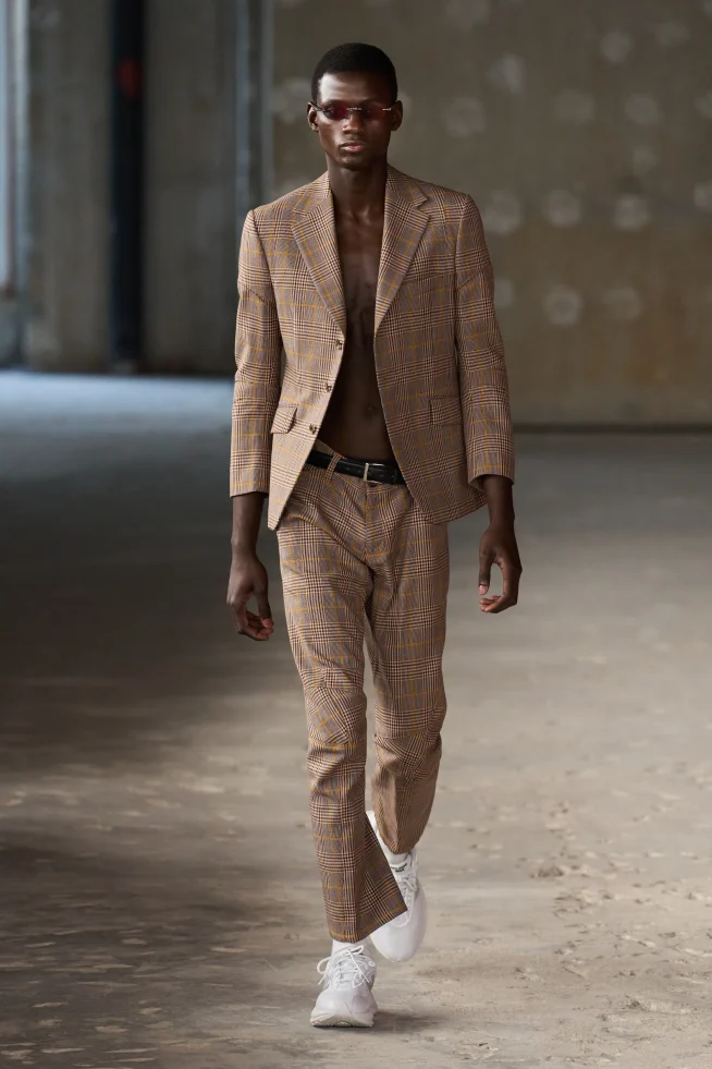 00018-junya-watanabe-spring-2026-menswear-credit-gorunway