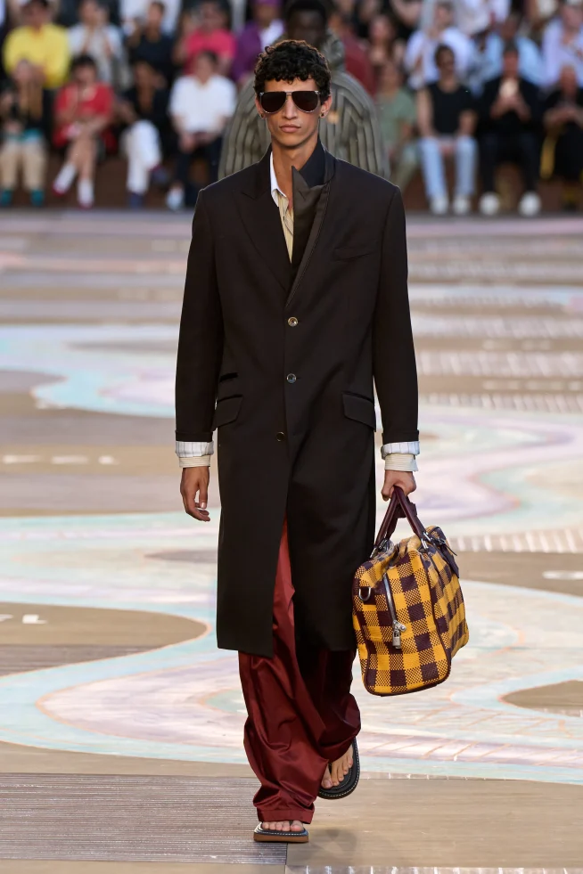 00019-louis-vuitton-spring-2026-menswear-credit-gorunway