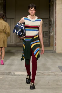 00020-dries-van-noten-spring-2026-menswear-credit-gorunway