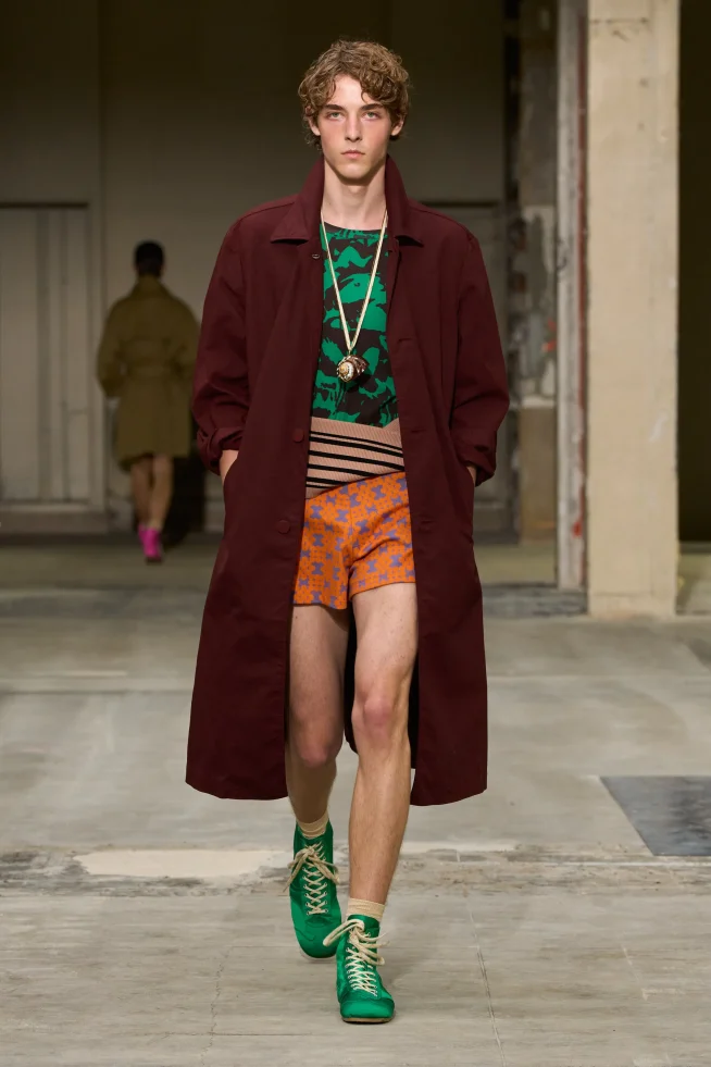 00021-dries-van-noten-spring-2026-menswear-credit-gorunway