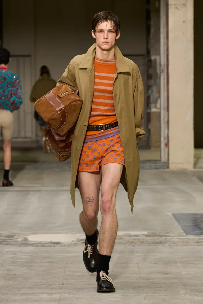 00023-dries-van-noten-spring-2026-menswear-credit-gorunway