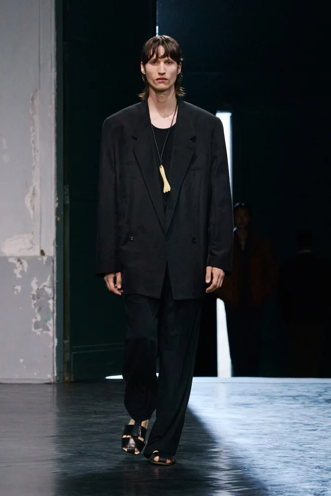 00024-lemaire-spring-2026-menswear-credit-gregoire-avenel
