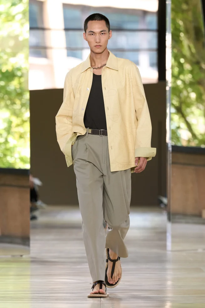 00025-hermes-spring-2026-menswear-credit-gorunway