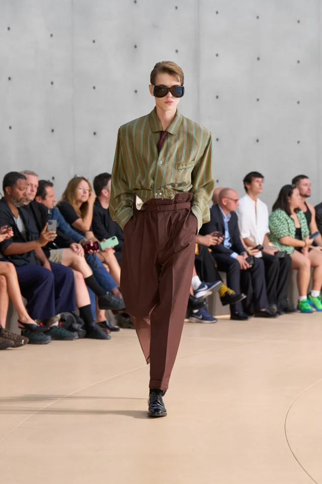 00025-saint-laurent-spring-2026-menswear-credit-gorunway