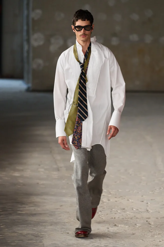 00026-junya-watanabe-spring-2026-menswear-credit-gorunway