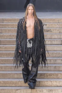 00026-rick-owens-spring-2026-menswear-credit-owenscorp