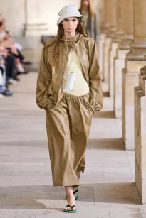 00027-auralee-spring-2026-menswear-credit-gorunway