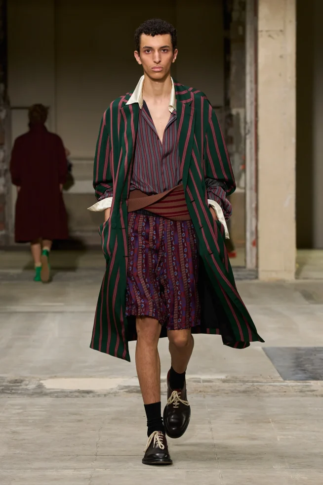 00028-dries-van-noten-spring-2026-menswear-credit-gorunway