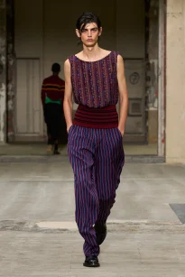 00029-dries-van-noten-spring-2026-menswear-credit-gorunway