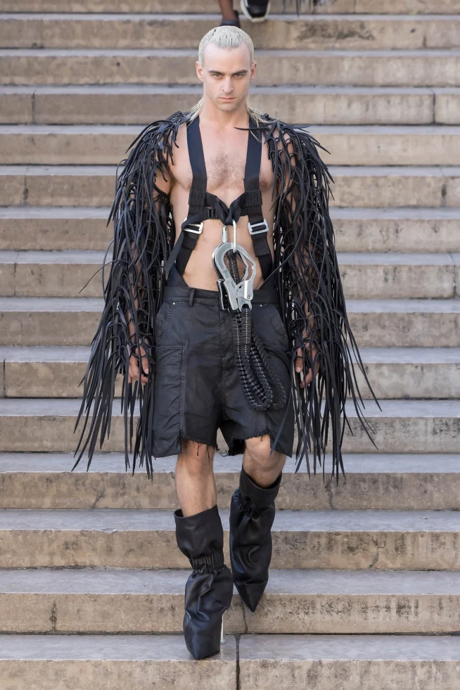 00030-rick-owens-spring-2026-menswear-credit-owenscorp