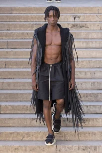 00031-rick-owens-spring-2026-menswear-credit-owenscorp