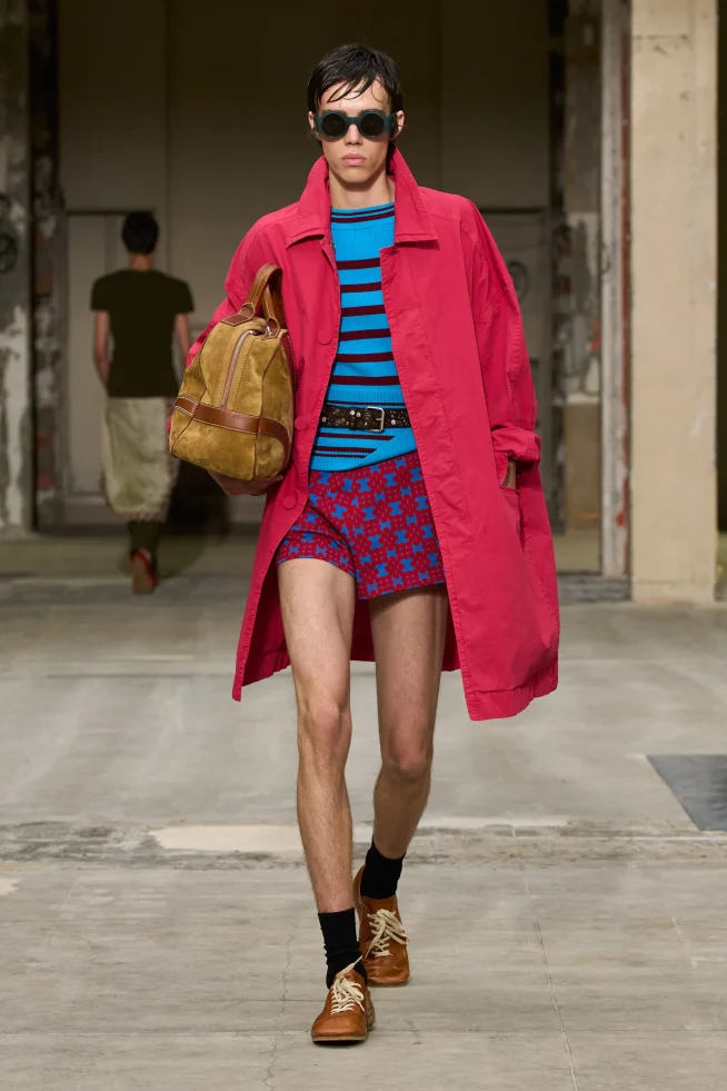 00032-dries-van-noten-spring-2026-menswear-credit-gorunway