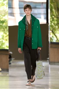00033-hermes-spring-2026-menswear-credit-gorunway