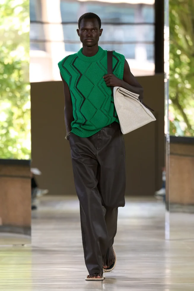 00034-hermes-spring-2026-menswear-credit-gorunway