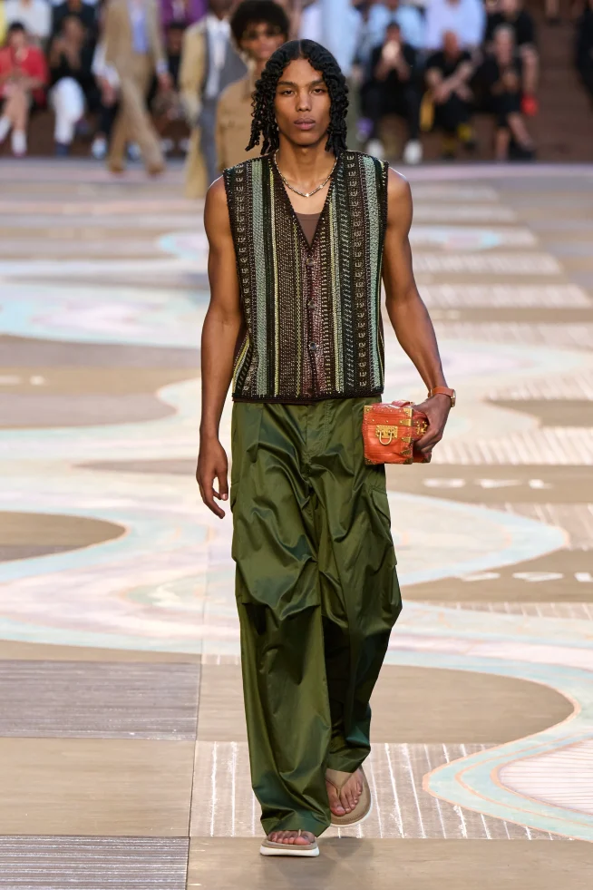 00036-louis-vuitton-spring-2026-menswear-credit-gorunway