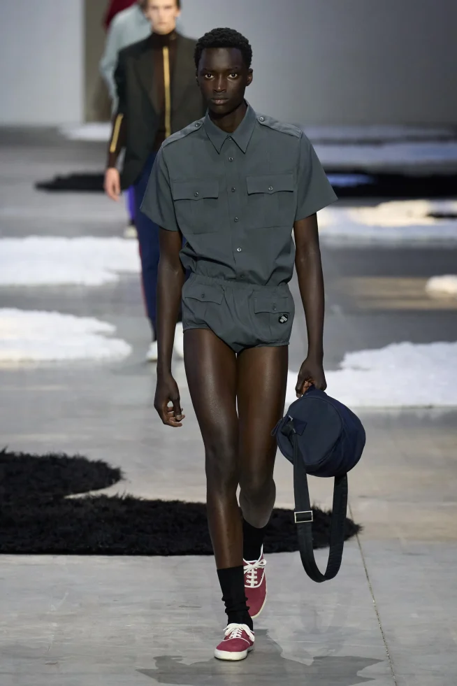 00037-prada-spring-2026-menswear-credit-gorunway