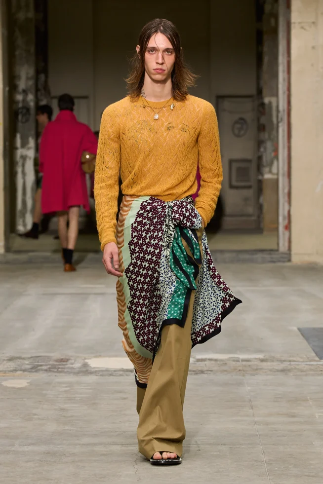 00039-dries-van-noten-spring-2026-menswear-credit-gorunway