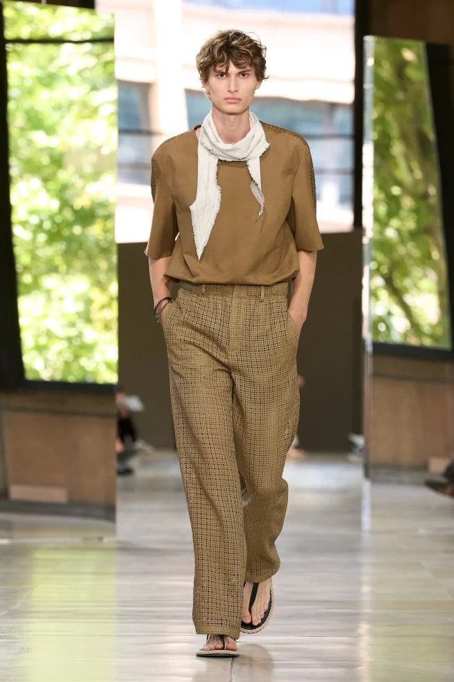 00041-hermes-spring-2026-menswear-credit-gorunway