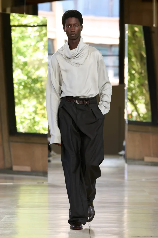 00045-hermes-spring-2026-menswear-credit-gorunway
