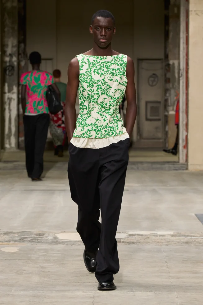 00049-dries-van-noten-spring-2026-menswear-credit-gorunway