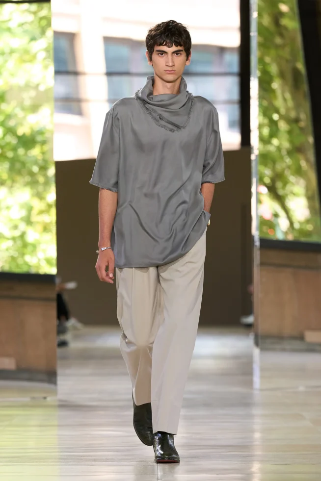 00049-hermes-spring-2026-menswear-credit-gorunway