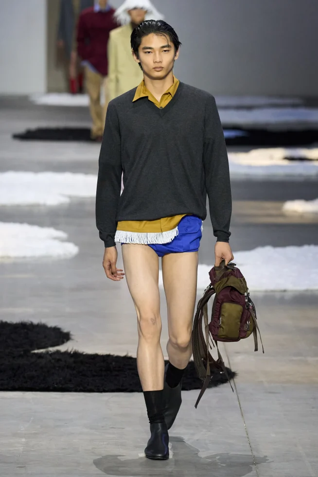 00050-prada-spring-2026-menswear-credit-gorunway