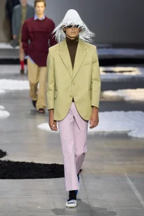 00051-prada-spring-2026-menswear-credit-gorunway