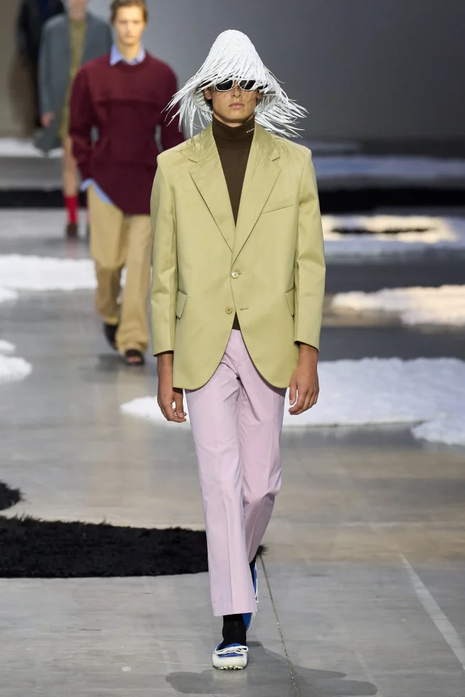 00051-prada-spring-2026-menswear-credit-gorunway