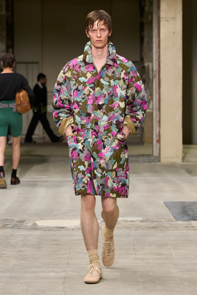 00055-dries-van-noten-spring-2026-menswear-credit-gorunway