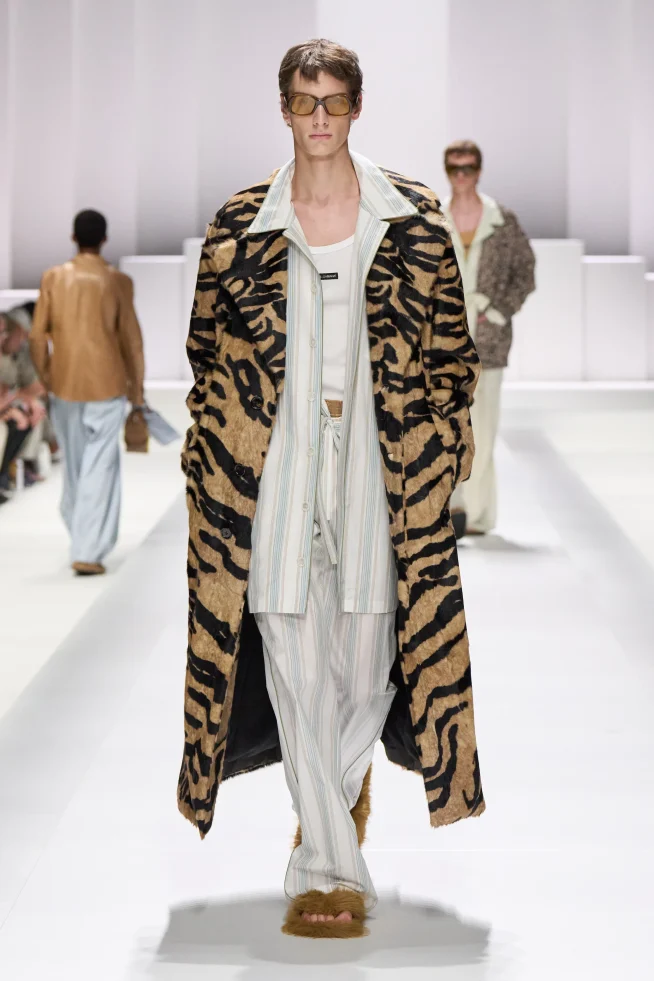 00057-dolce-and-gabbana-spring-2026-menswear-credit-gorunway