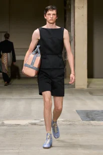 00058-dries-van-noten-spring-2026-menswear-credit-gorunway