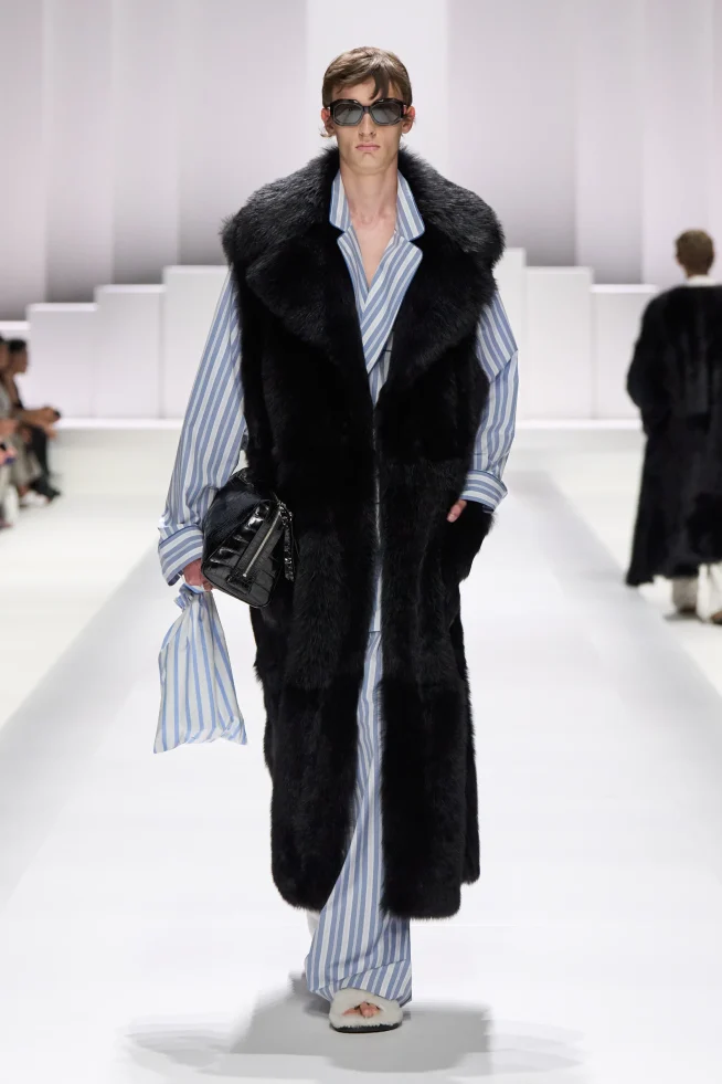 00062-dolce-and-gabbana-spring-2026-menswear-credit-gorunway