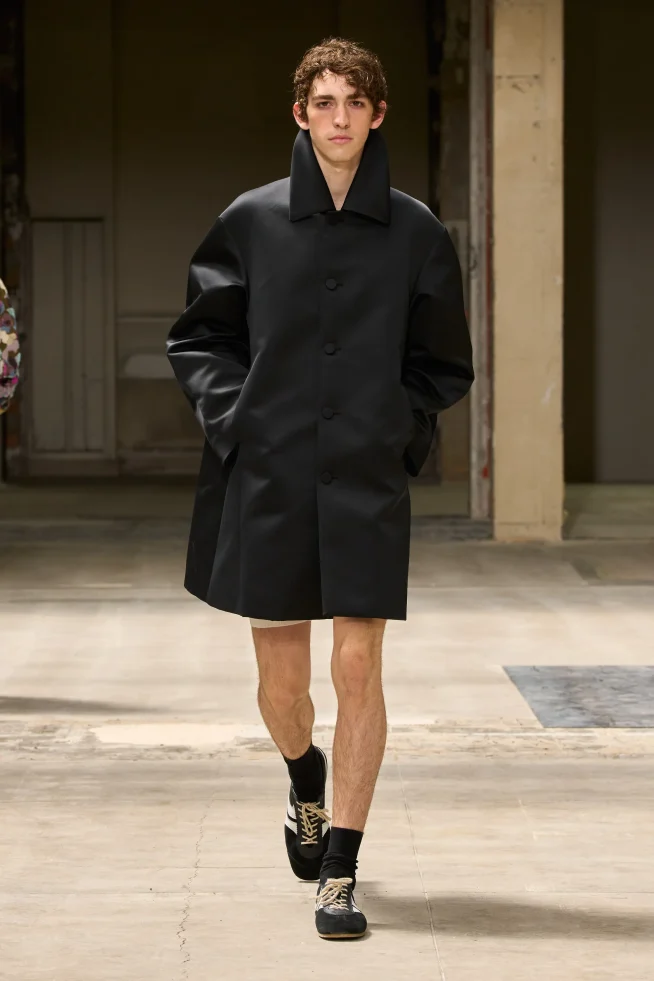00062-dries-van-noten-spring-2026-menswear-credit-gorunway