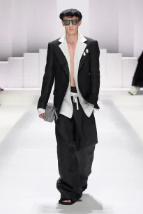 00063-dolce-and-gabbana-spring-2026-menswear-credit-gorunway