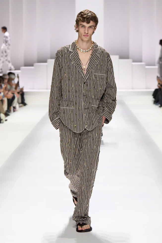 00068-dolce-and-gabbana-spring-2026-menswear-credit-gorunway