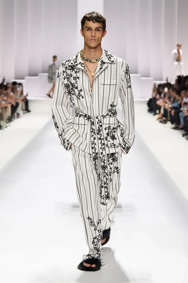 00071-dolce-and-gabbana-spring-2026-menswear-credit-gorunway