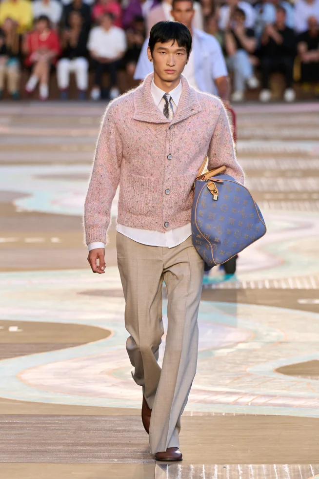 00071-louis-vuitton-spring-2026-menswear-credit-gorunway