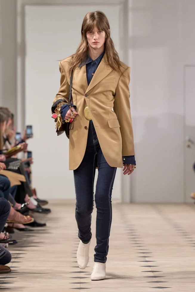 00001-celine-spring-2026-ready-to-wear-credit-gorunway