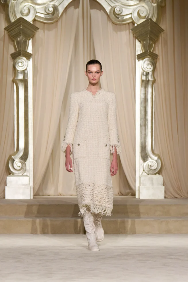 00001-chanel-fall-2025-couture-credit-gorunway