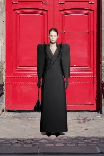 00002-balenciaga-fall-2025-couture-credit-brand