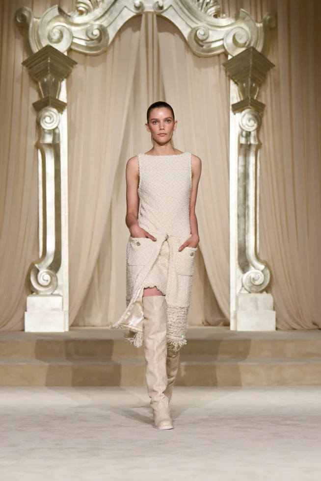 00002-chanel-fall-2025-couture-credit-gorunway