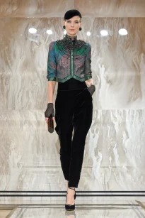 00003-armani-prive-fall-2025-couture-credit-gorunway