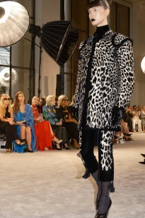 00003-schiaparelli-fall-2025-couture-credit-brand