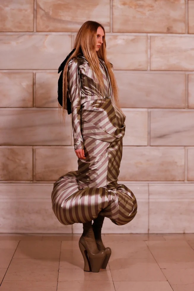 00004-marc-jacobs-fall-2025-ready-to-wear-credit-brand