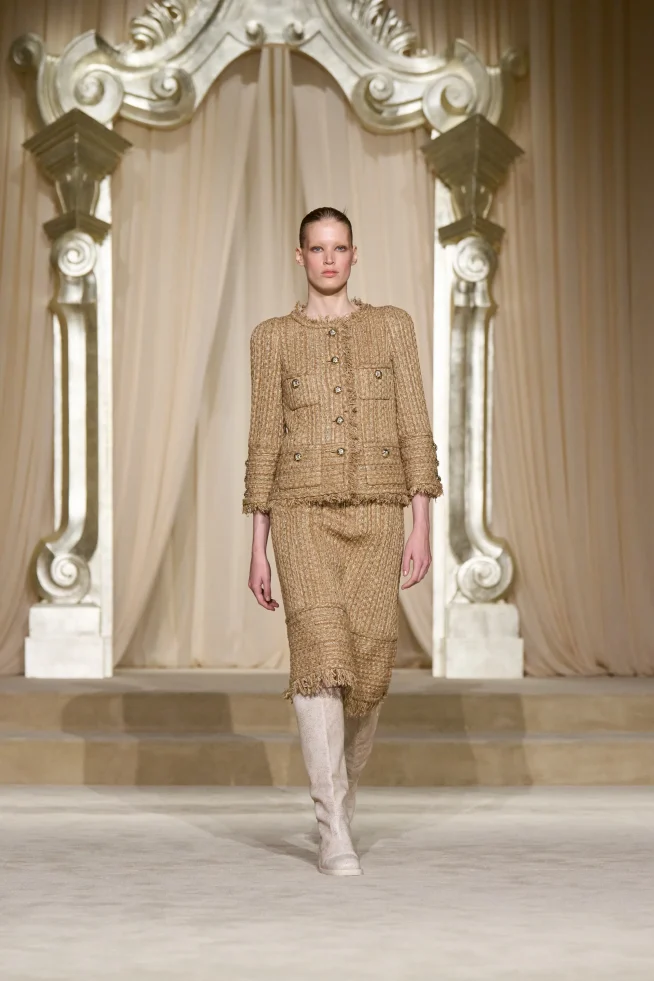 00005-chanel-fall-2025-couture-credit-gorunway