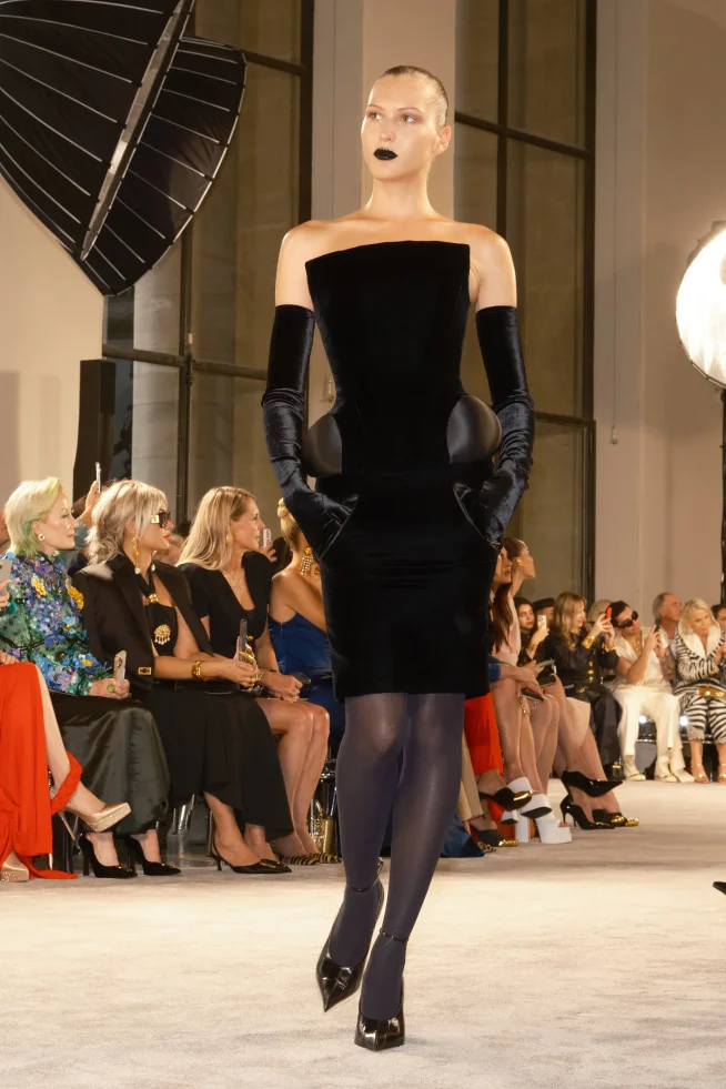 00005-schiaparelli-fall-2025-couture-credit-brand